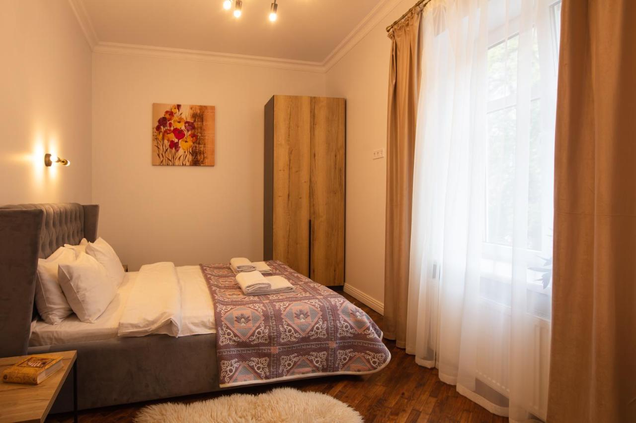 Friends House- Сучасні Апартаменти В Центрі Львова Exteriér fotografie